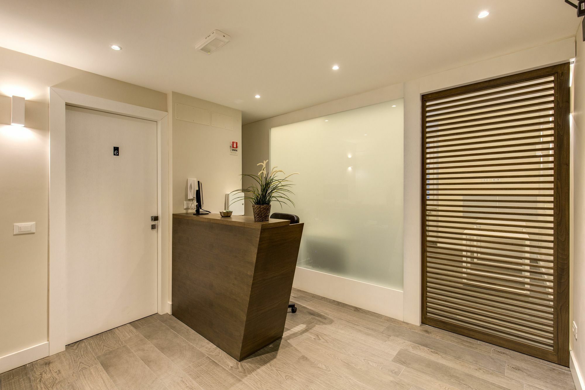 רומא Wrh Suites מראה חיצוני תמונה